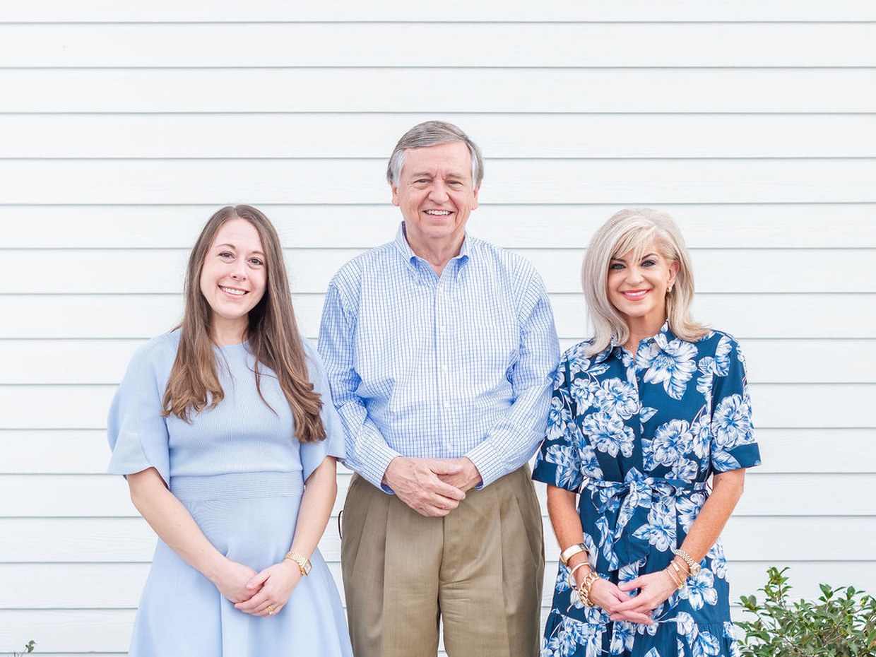 Dr. Katie, Dr. Thomas and Dr. Moore outside Thomas & Moore Pediatric Dentistry